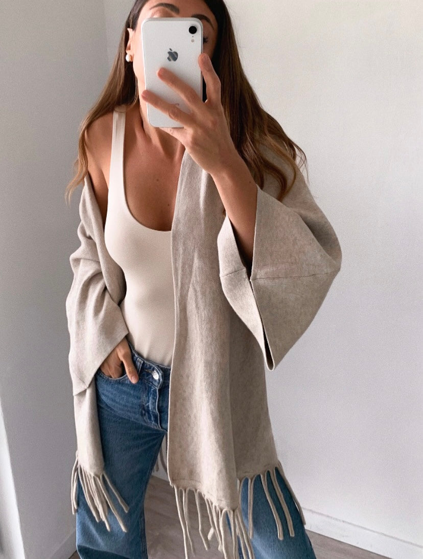 Cardigan lungo con frange