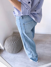 Carica l'immagine nel visualizzatore di Gallery, Jeans Balloon
