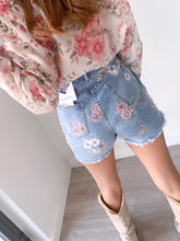 Carica l'immagine nel visualizzatore di Gallery, Gonna pantalone in denim
