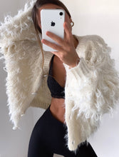 Carica l&#39;immagine nel visualizzatore di Gallery, Cardigan Lily
