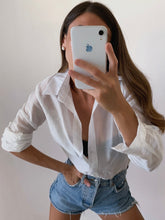 Carica l&#39;immagine nel visualizzatore di Gallery, Camicetta in chiffon
